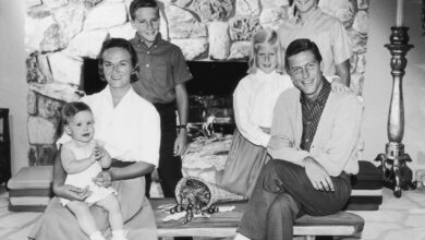 Photo of Dick Van Dyke’s 4 Children: A Complete Guide to the Actor’s Family
