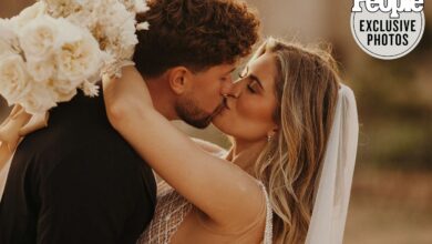 Photo of Whitney Simmons Embraces Psoriasis in Stunning Low-Back Wedding Dress: A Bold and Inspirational Choice