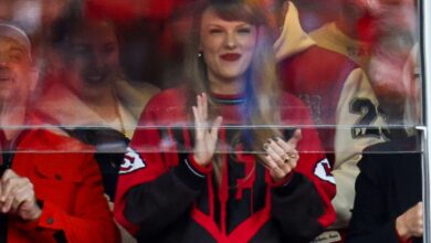 Photo of Taylor Swift Rocks Vintage Chiefs Sweatshirt in Epic Support for Travis Kelce at Bills Game